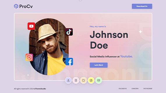 Social Media Influencer